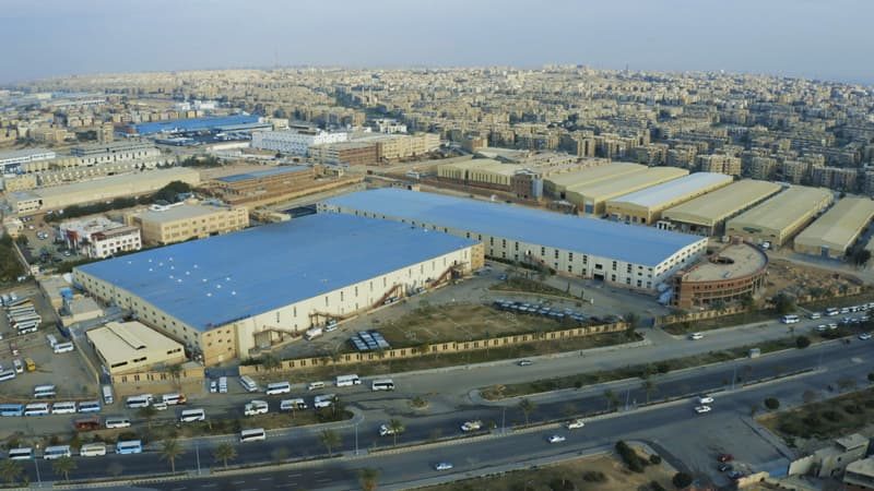 منظر جوي لمصنع T&C Garments في مدينة العبور